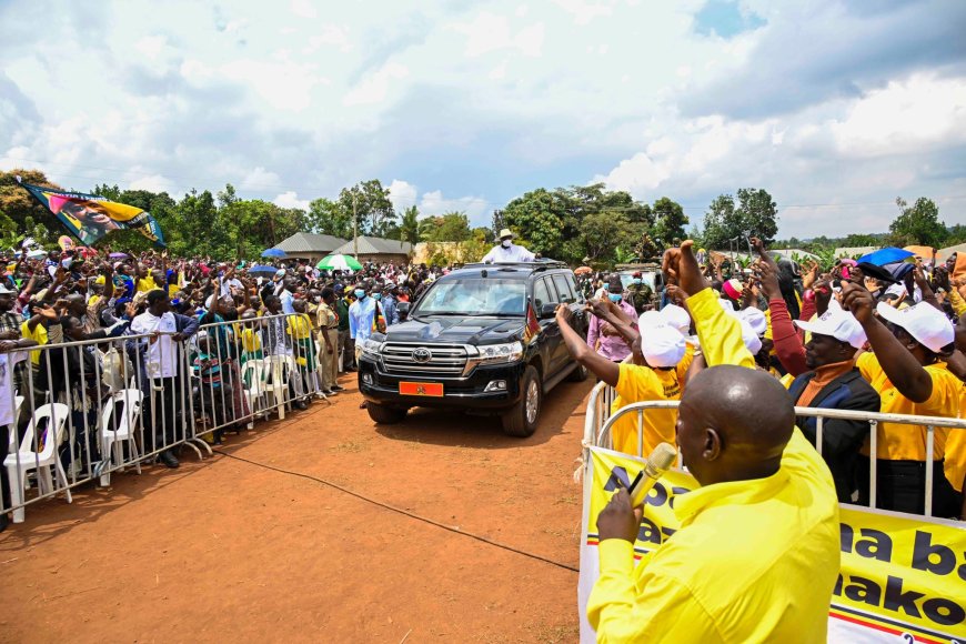 Gen Museveni  Vows To Deal With Land Grabbers In Luwero- Commissions A Three Storeyed Workshop Building Named After Him