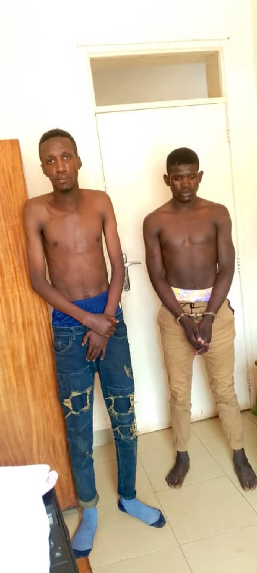 Four Suspects Arrested With Stolen Mobile Phones