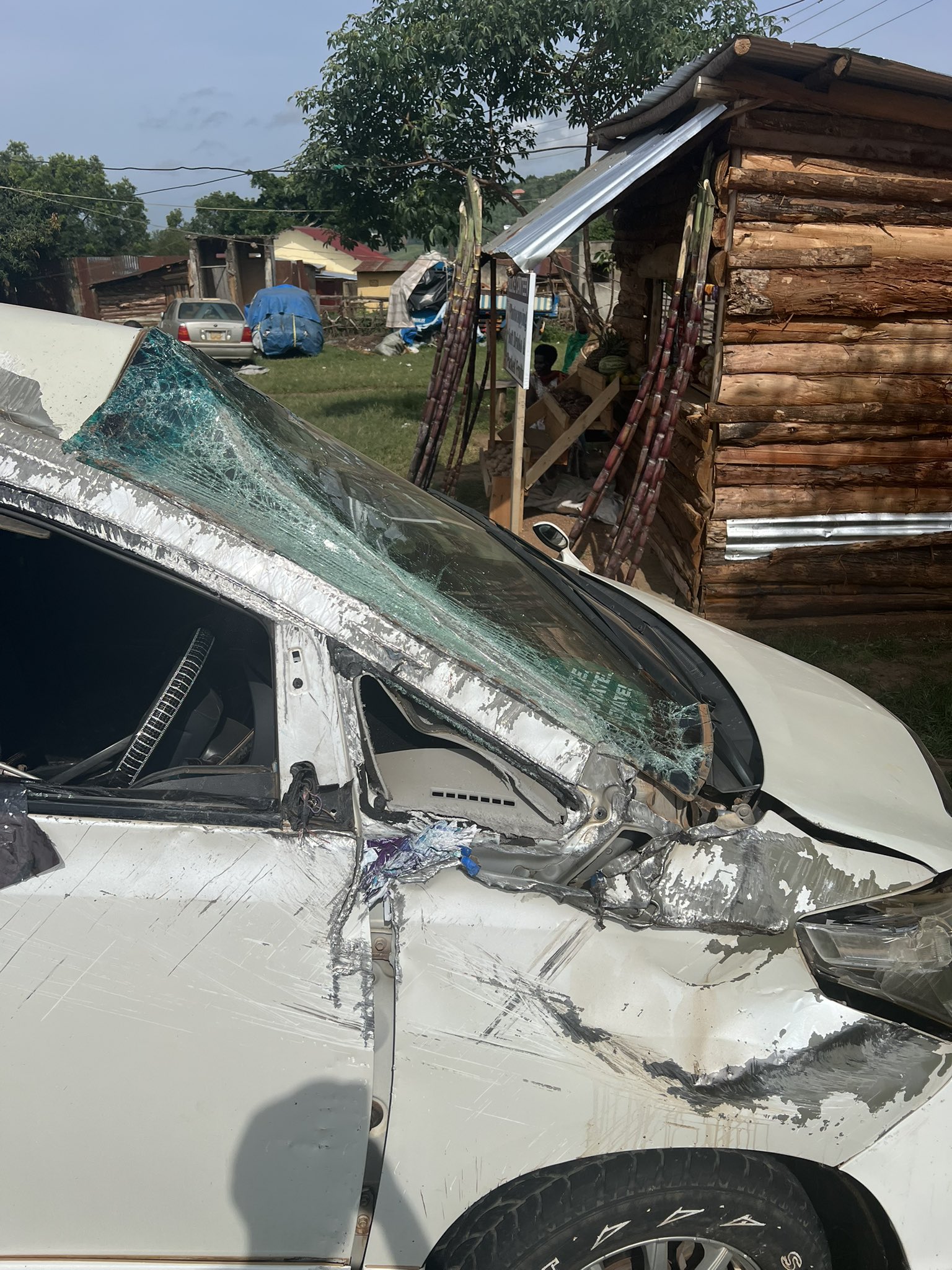 Reckless Driver Knocks Dead 14 Year Old Girl, Goes Into Hiding.