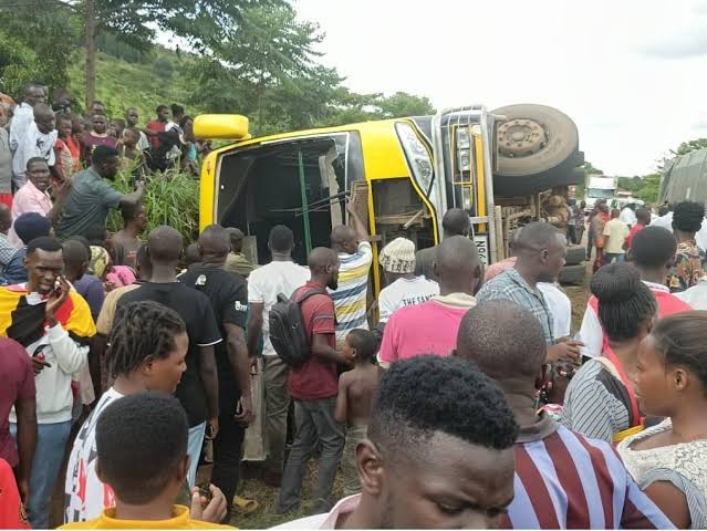 Sad News!! Two Left Dead, 12 Injured As Tyre Burst Causes Fatal Bus Crash
