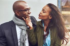 5 Silent Habits That Make a Man Deeply in Love Without Speaking