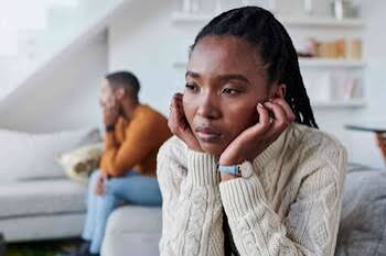 7 Subtle Ways Smart Women Keep a Hold on Their Exes’ Hearts