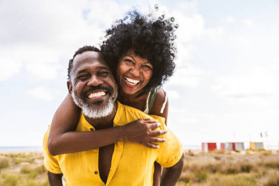 9 Undeniable Signs You’re Loving Him With Your Whole Heart and Soul