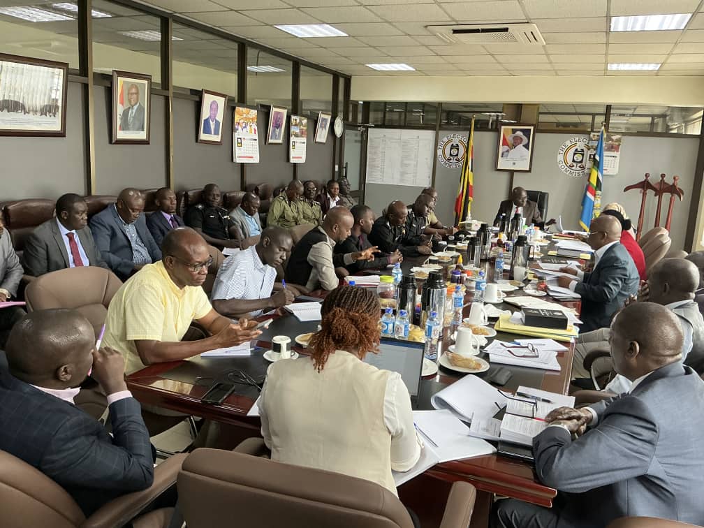 Working Together for Peaceful Elections!! EC Meets Presidential Agents and Police