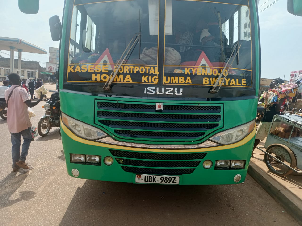 Hoima Police Hunt Link Bus Driver After Overloading Incident