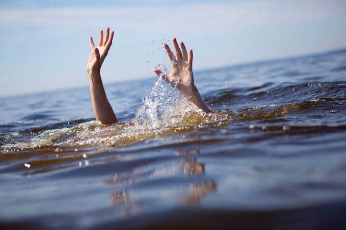 Tragedy at Lutembe Beach! Man Drowns While Swimming with Friends