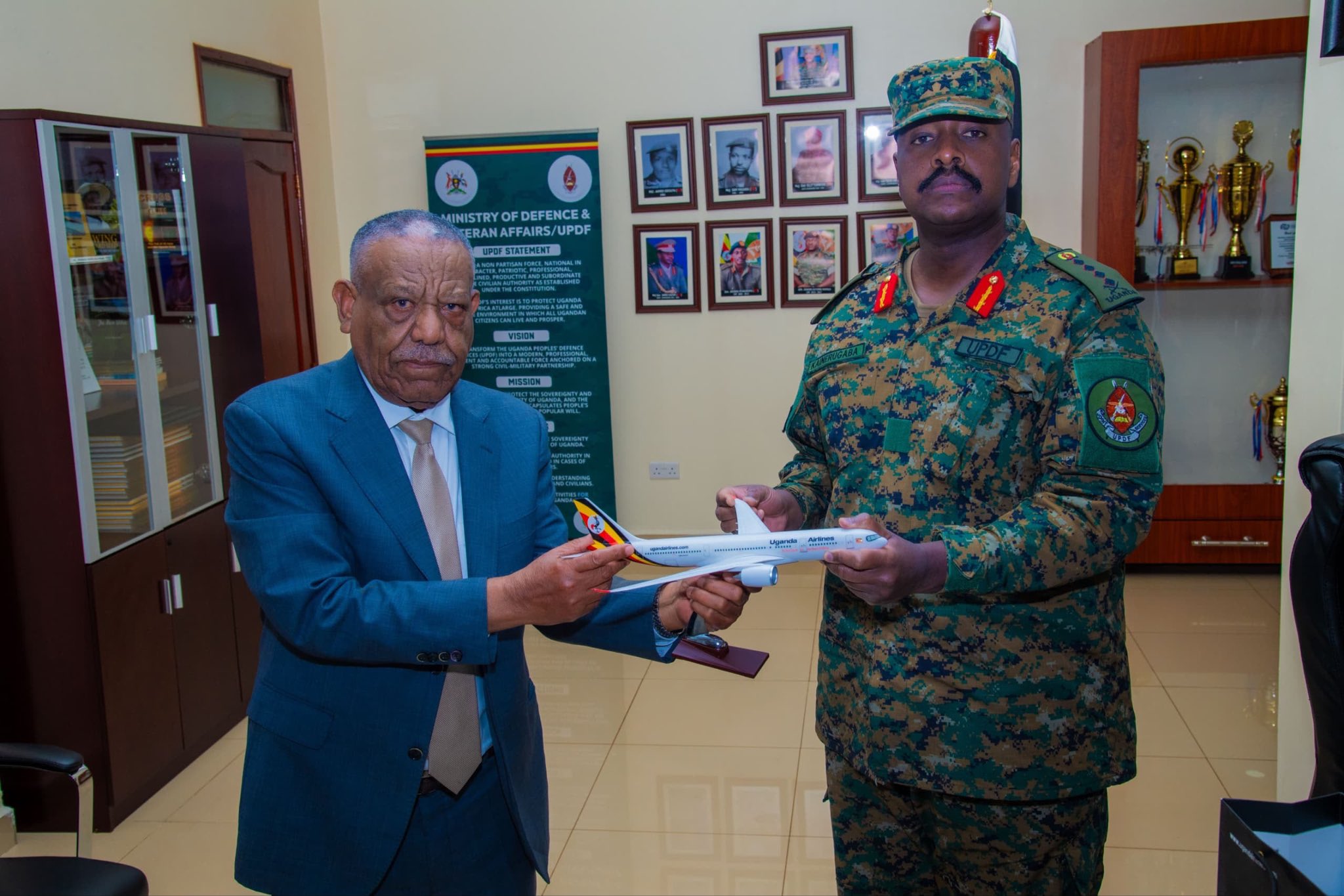 Gen Muhoozi Backs Uganda Airlines’ Plan to Build a Stronger National Carrier
